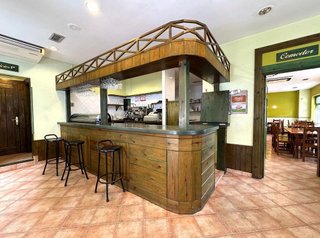 Local comercial en venta en Corrales de Buelna (Los)