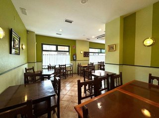 Local comercial en venta en Corrales de Buelna (Los)