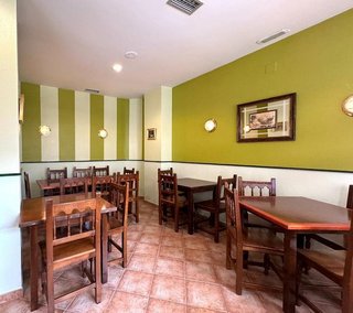 Local comercial en venta en Corrales de Buelna (Los)
