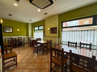 Local comercial en venta en Corrales de Buelna (Los)