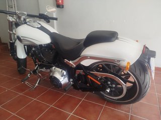 Harley-Davidson Softail Breakout 103