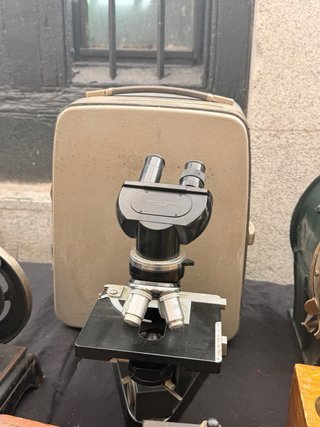 Microscopio Leitz Wetzlar Alemania