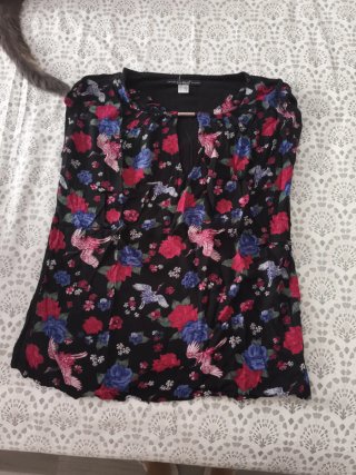 Camiseta Casual Estampada Flores y Aves