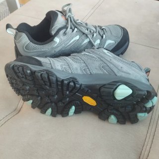 Zapatillas Merrell Trekking Gris y Turquesa