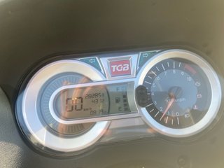 Moto Scooter Blanca  Colindradra  250cv