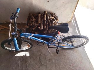 Bicicleta infantil Btwin azul
