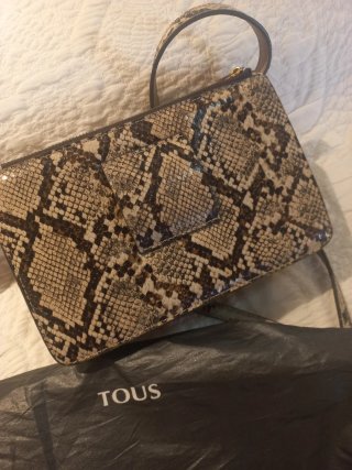 Bolso tous ,desgaste del Roce en la bandolera