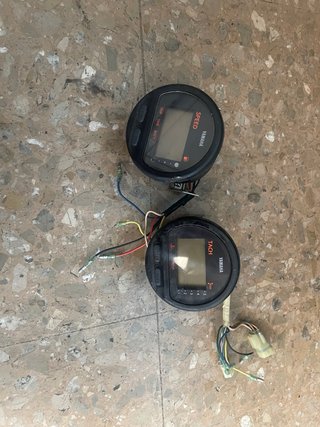Relojes digitales fueraborda Yamaha