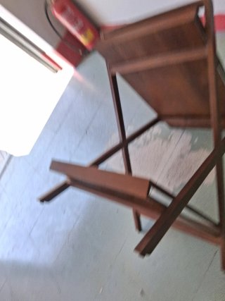 Mesa bar de madera