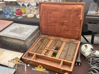 Maletín de óptica antiguo