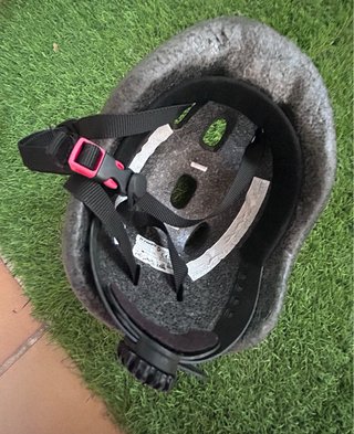 Casco infantil verde