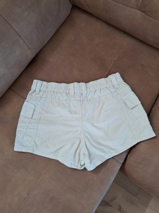 Pantalón corto cargo Bershka beige Talla 38