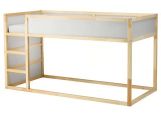 Cama infantil con tienda espacial