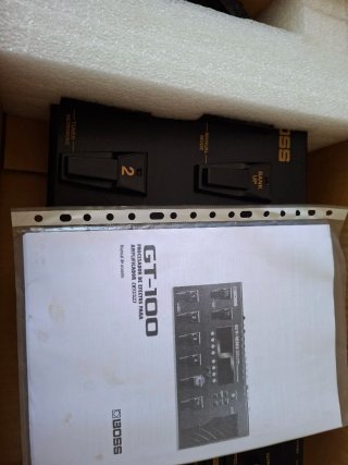 Pedalera chitarra Boss GT-100