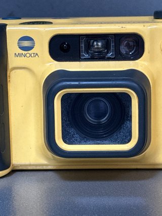 Minolta Weathermatic Dual 35 Cámara Acuática