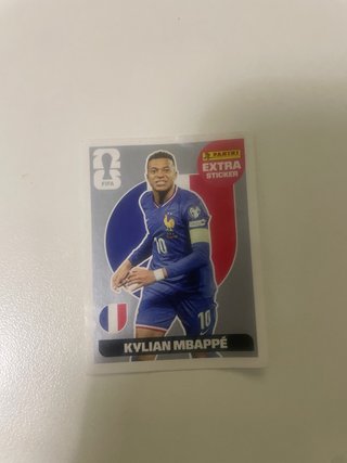 29 cromos + Mbappe Extra Sticker Plata