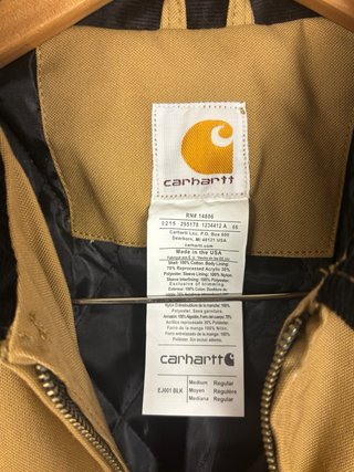 Chaqueta Carhartt Rework Marrón y Negra