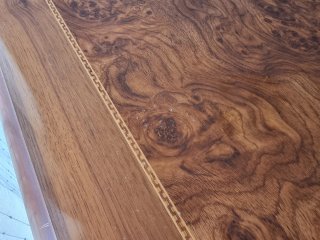 Mesa de comedor extensible de madera