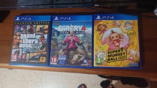 Lote 3 Giochi PS4: GTA V, Far Cry 4, Super Monkey