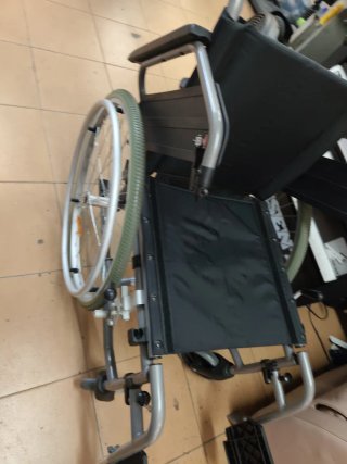 Silla de ruedas manual B+B talla 42