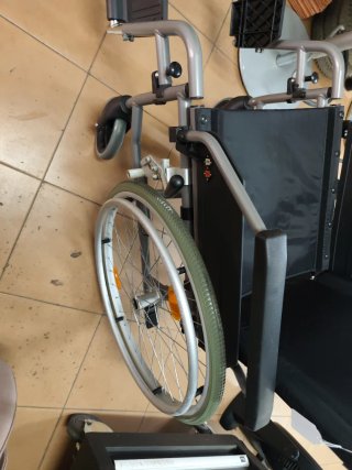 Silla de ruedas manual B+B talla 42