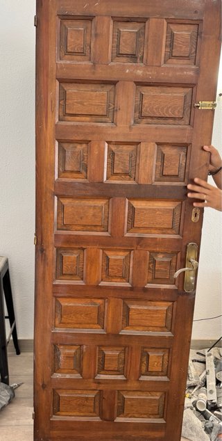 Puerta de madera de roble