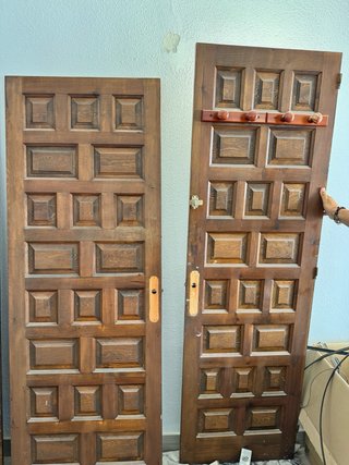 Puerta de madera de roble