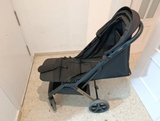 Silla de paseo Kinderkraft Loom Negra