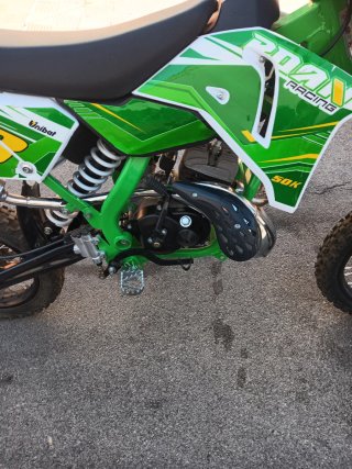 Moto infantil cross verde y blanca
