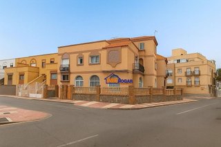 Piso en venta en Carretera Mojonera – Cortijos de Marín en Roquetas de Mar