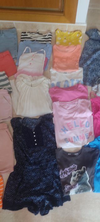 Lote Ropa Niña Shorts Faldas Camisetas vestidos.
