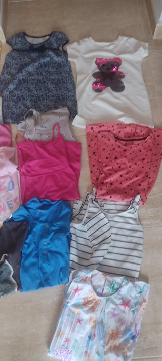 Lote Ropa Niña Shorts Faldas Camisetas vestidos.