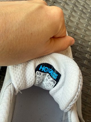 Zapatillas Hoka Bondi 9 Blancas y Moradas