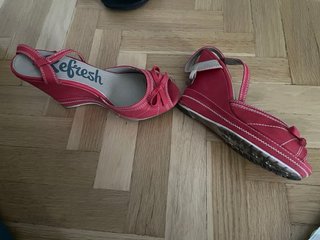 Cuñas rojas Refresh talla 39