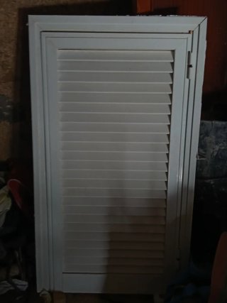Venta de puertas pequeña de caseta