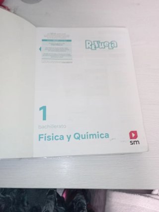 Física y Química 1o Bachillerato : Revuela