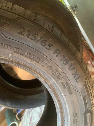 Neumáticos Bravuris 5 HM 215/65 R16 V XL
