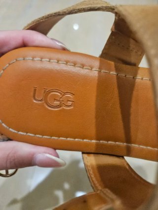 Sandalias UGG Marrones