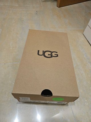 Sandalias UGG Marrones