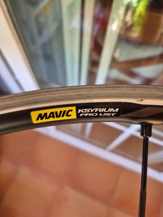 Rueda Mavic Ksyrium Pro UST Delantera - Despiece
