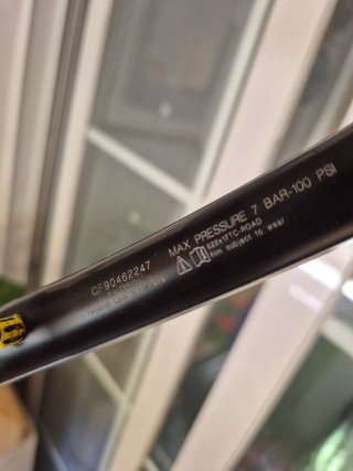 Rueda Mavic Ksyrium Pro UST Delantera - Despiece