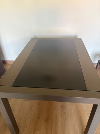 Mesa comedor extensible Cerrada 1.20  Abierta 1.90