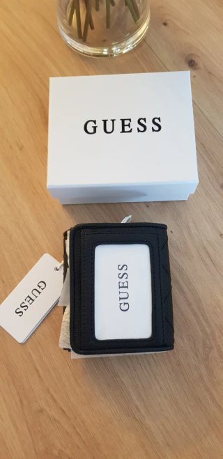 Cartera Guess