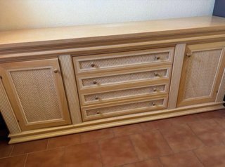 Mueble rústico madera y ratán