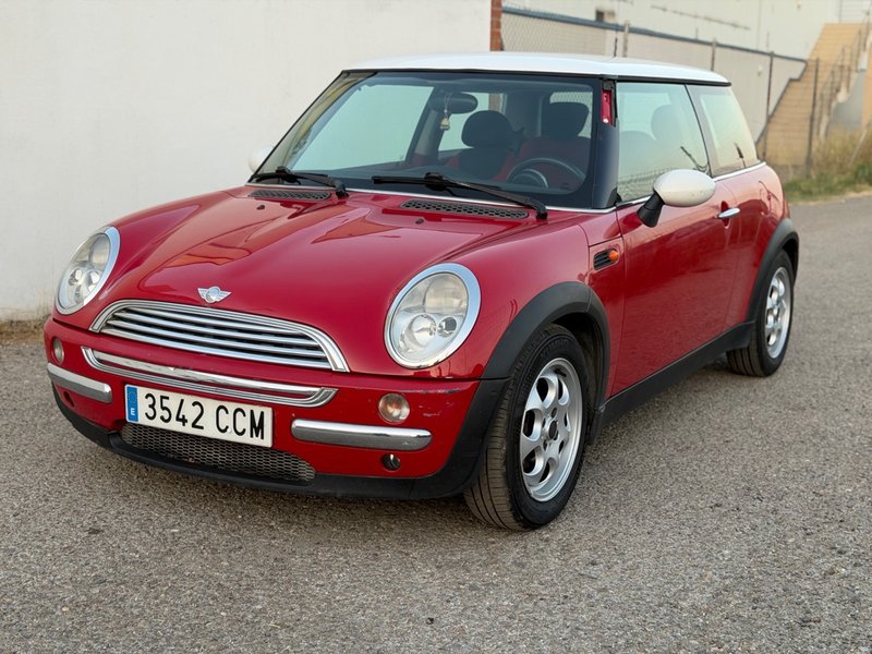 MINI Cooper 1.6 gasolina “C” - foto 1