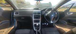 Peugeot 307 CC 1.6i (109 CV)