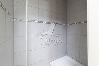 Local comercial en alquiler en San Isidro - Los Almendros en Alcalá de Henares