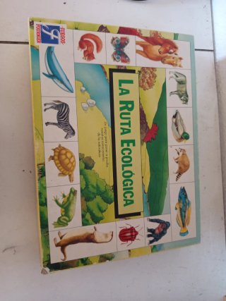 Lote 4 Juegos de Mesa: Trivial, Mindtrap, Party