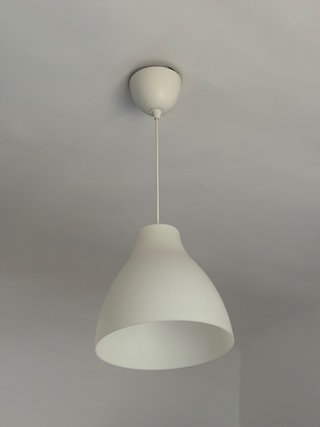 Lámpara colgante Ikea blanca como nueva