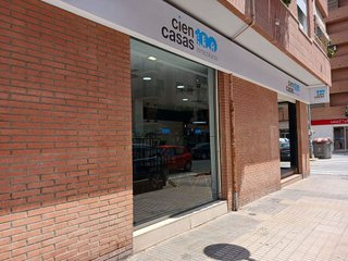 Local comercial en alquiler en Zona Metro - Auditorio en Paiporta